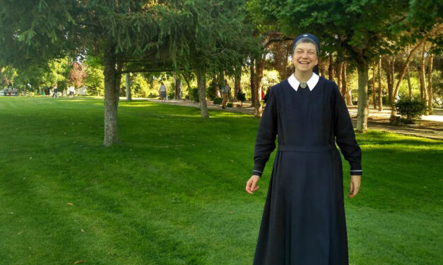 M. ROCÍO GARCÍA, consagrada