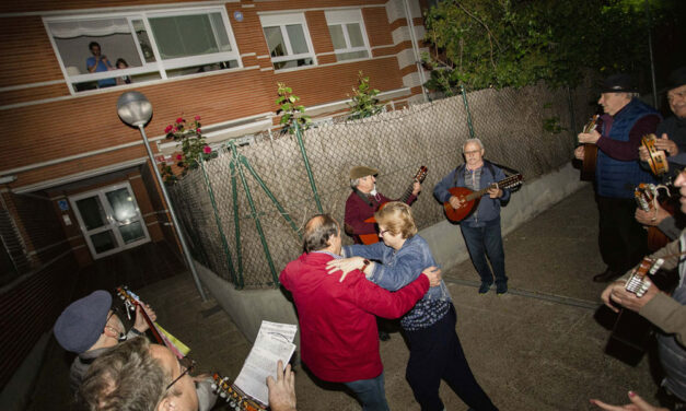 Los Mayos se celebran en Abril