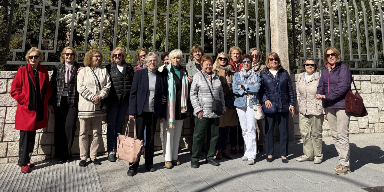 El universo de Lorenzo Caprile